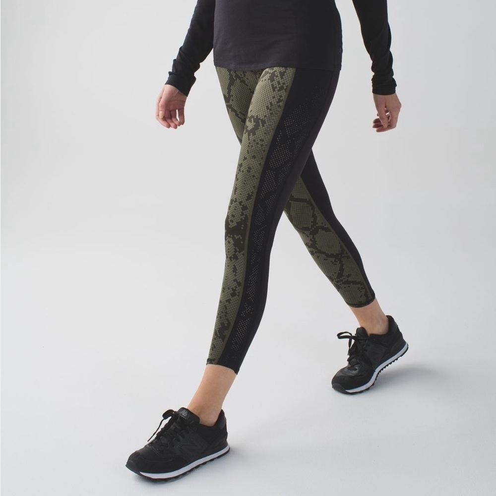 LULULEMON • Beyond Boundaries Pant